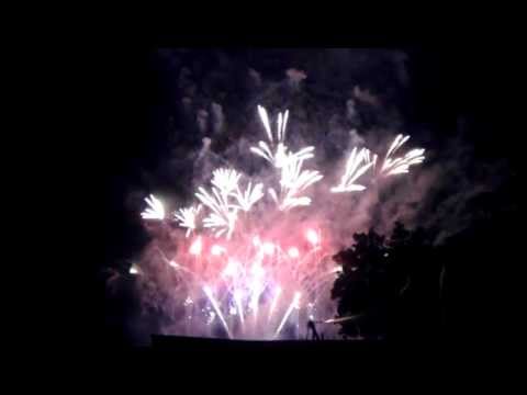 Ignis Brunensis 2012 - PIROTECNIA RICARDO CABALLER - „ŠPANĚLSKÉ VIZE" 30.5.2012 Brno přehrada