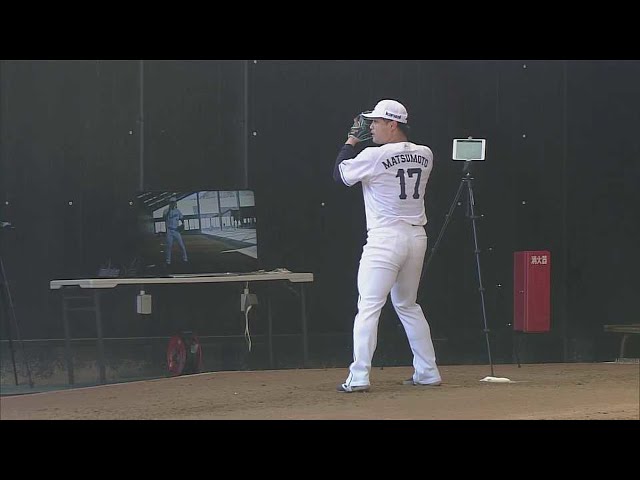 【春季キャンプ】ライオンズ・松本航 フォームを確認しながらブルペンで投げ込み!!  2023年2月16日 埼玉西武ライオンズ