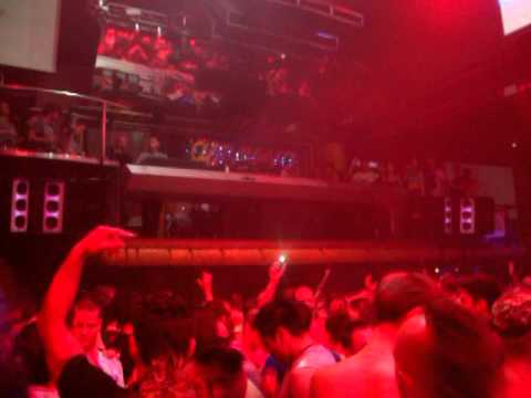 RICHIE HAWTIN @ AMNESIA 22.08.11 COCOON HEROES plays "scotch your mind"