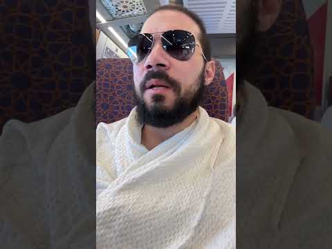 لبيك اللهم بعمرةٍ في حَجَّةٍ