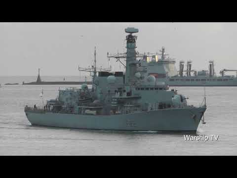 HMS SOMERSET F82 ENTERS DEVONPORT NAVAL BASE AT PLYMOUTH HOE - 26th January 2018