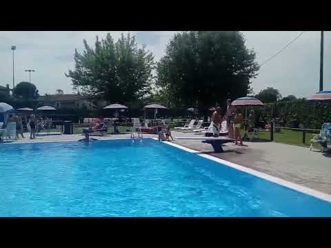 Marco Giannini capriola all'indietro in corsa