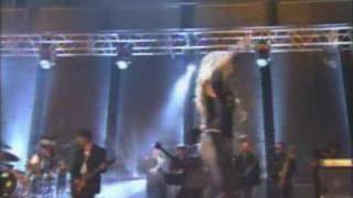 Shakira - Dude(Looks Like a Lady)