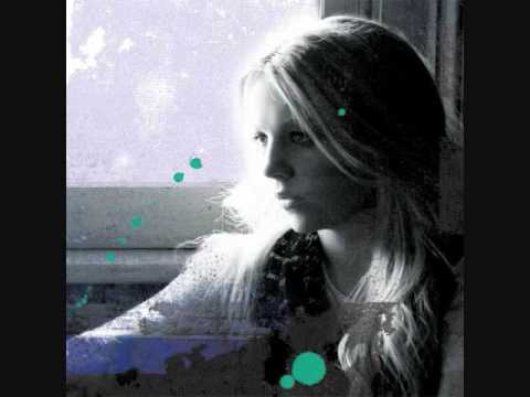 Lesley Roy Performs "I'm Gone, I'm Going" on Alice Lounge (Final Performance)