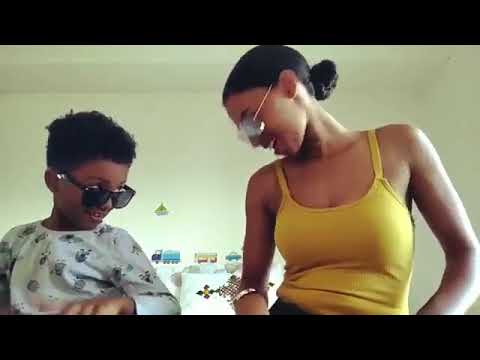 Amazing Mother And Son Dancing With Merkeb Baryagabir  -  Borom Borom ቦሮም ቦሮም