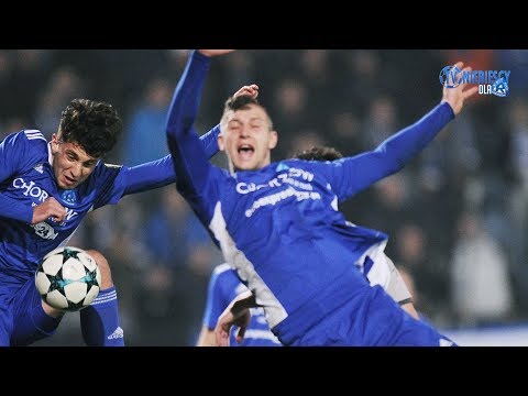 Gol Mateusza Iwana na 3-2 w meczu Ruch - LZS Starowice Dolne (16.11.2019 r.)