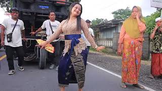 Download lagu Sibohay geolanya makin parah //merah jambu // megantara mp3 Download lagu Sibohay geolanya makin parah //merah jambu // megantara mp3
