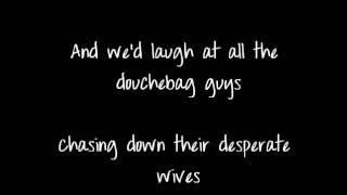 All Time Low - A Daydream Away (Lyrics)