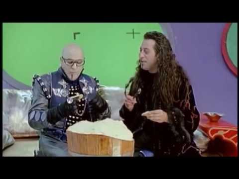 GORA - CEM YILMAZ VE ŞAFAK SEZERİ KÜSTÜREN SAHNE