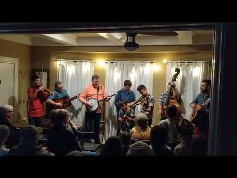 Sunnyside of the Mountain - Miles and Teo Quale and Sideline