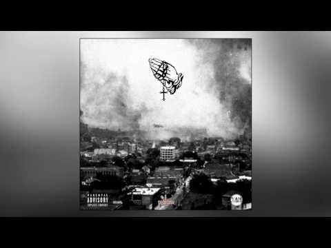 Thyslicketh - Sick Of This Bitch (Feat. Lil Smurk, Dooley & Flyya) [Prod. By KingWonkaBeats]