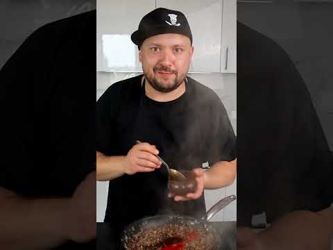 CHILLI CON CARNE FROM ONE PAN - A QUICK DINNER RECIPE (MEXICAN CUISINE)