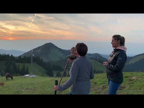 Der Lindmair Dreigesang mit einem Jodler zum Sonnenuntergang auf dem Roßkopf