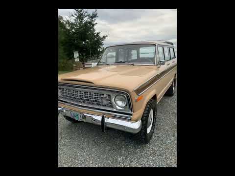1976 Jeep Wagoneer Custom by Evolution Street & Trail