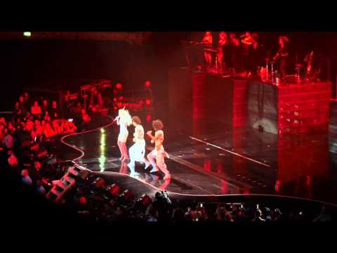 Beyonce' "Run the world" (Girls) Opening Concert - London 3 March 2014