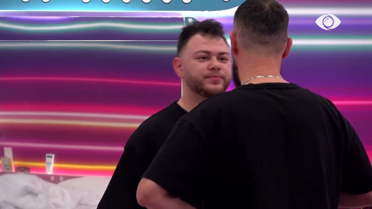 Mos e vazhdo më këtë muhabet/ Vijon diskutimi mes Mirit dhe Arditit