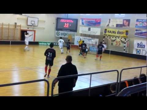 X3M OB1 :  Dunai Krokodilok - Diamonds SK