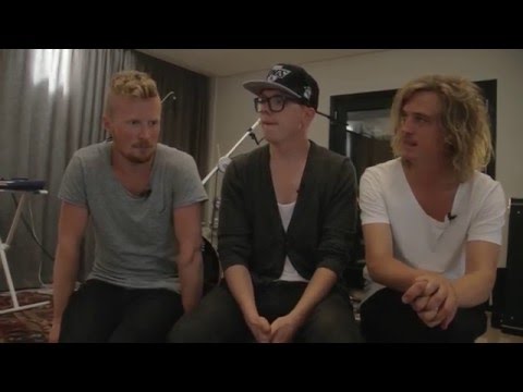 Carpark North: 32 feat Stine Bramsen (Talk)