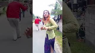 Download lagu Joget santuy lenggak lenggok#fyp #fypシ゚viral #dj #djkarnaval #karnavalsoundsystem #trendingvideo mp3