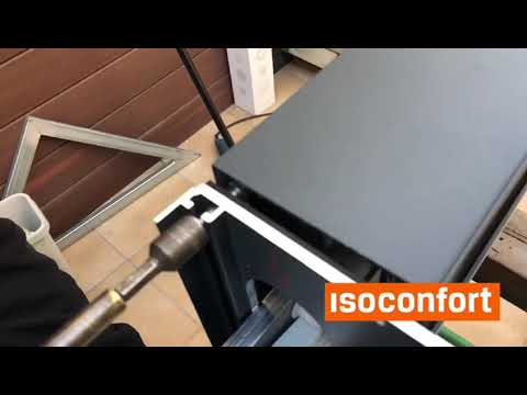 Pérgola B600 en patio – Isoconfort