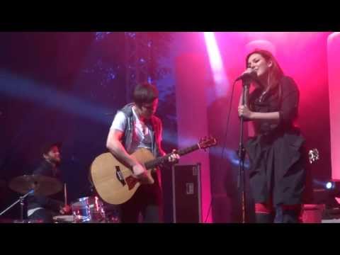 Ewa Farna - Sama sobě - LIVE