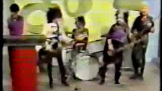 Alaska y los Pegamoides - La linea se cortó