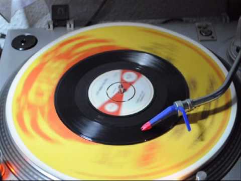 Gloria And The Dreamlets - Stay Where You Are