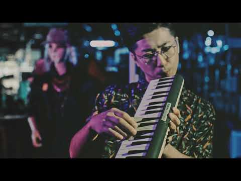 VIDEOTAPEMUSIC  - Sultry Night Slow (from the Souvenir album - 180GLP02)