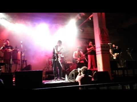 MAMAZUKA 29/05/15 - Konex - Intro "Sobretodo de madera/Sweet dreams/Dionisio"