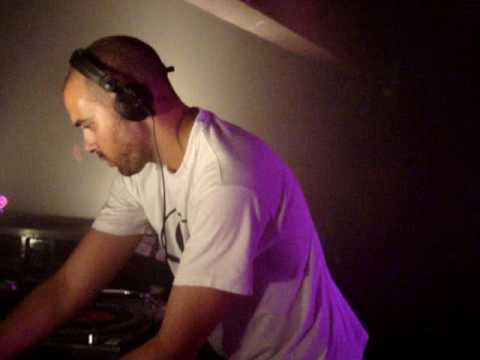 DJ GOMES & MC VIN E - Oi! @ Mysteryland 29-09-09
