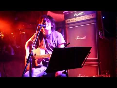 Costello Hautamäki: Matka tuntemattomaan