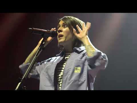 12/17 Tegan & Sara - Tegan Rave Dancing at Coachella + Feel It In My Bones @ The Atlantis DC 7/06/23