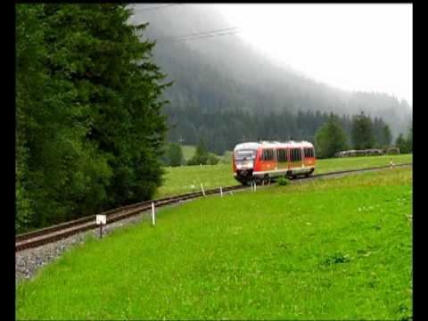 Regio-Bahn auf dem Weg nach Kempten Allgäu von Reutte in Tirol