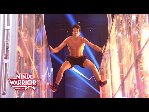 Zweitschnellster! René Casselly sichert sich einen Platz im Finale | Ninja Warrior Germany 2018