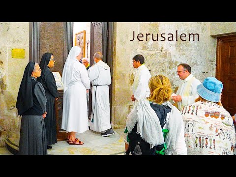 JERUSALEM. OLD CITY. Walk to the Church of the Holy Sepulcher