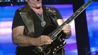 Neal Schon of Journey plays National Anthem