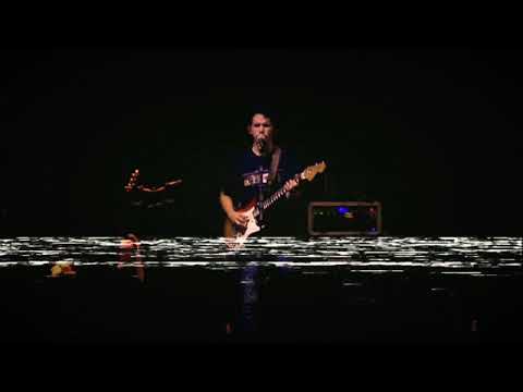 ESPONTÂNEO - TU ÉS SANTO || ALESSANDRO VILAS BOAS