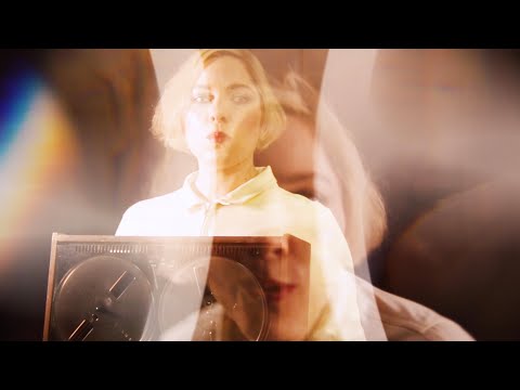 Lia Mice - I Don't Wanna Change (Official Music Video)