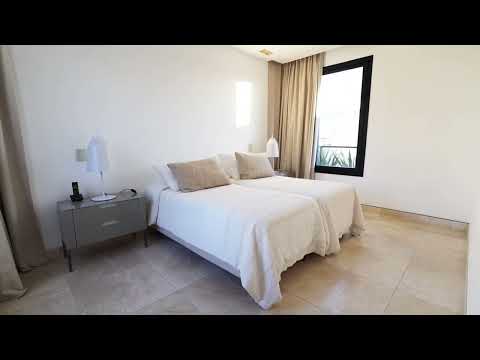 Video de YouTube - Apartamento en Venta de 4 dormitorios con  Piscina en Península, Maldonado