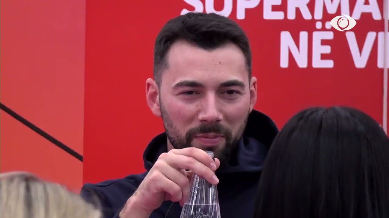 Kam humbur veten në lidhjen që kam pasur…/ Angelo bisedon me banoret për marrëdhënien e tij