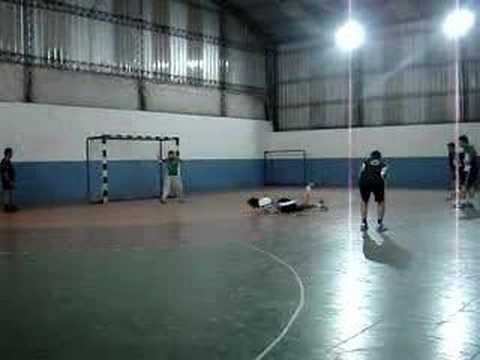 Gol de penal de Heuchert vs Ferro de Merlo (4)