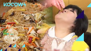We're not the only ones who taste it while cooking, are we  l The Manager Ep235 [ENG SUB]