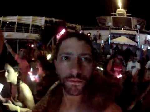 a few hundred glowsticks thrown in the air during kill the noise on holy ship