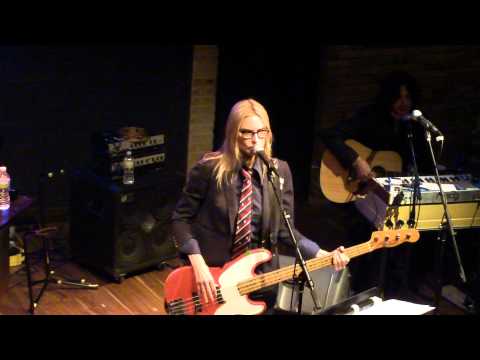 Aimee Mann - This Is How It Goes - live at the Dakota Jazz Club