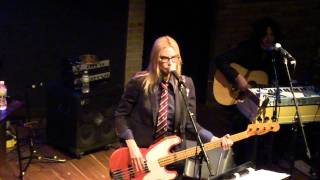 Aimee Mann - This Is How It Goes - live at the Dakota Jazz Club