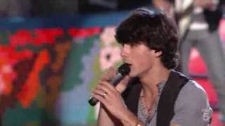 Jonas Brothers - World War III - Live at the Teen Choice Awards 2009 (TCAs 09)