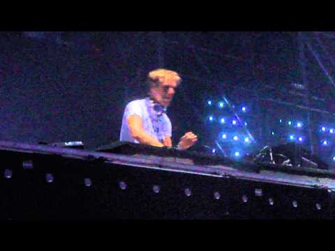 Armin van Buuren - The Mule by Orjan Nielsen @ Balaton Sound 2011.07.10. {I.}
