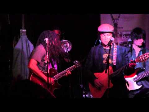 Cosmic Jibaros at Acoustic Cafe (4-6-13) : La Cadena (The Chain)