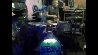 KENNY HYSLOP 'Use Me' BILL WITHERS drum cover