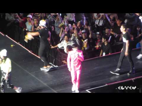[HD Fancam]150821 Running Man Special Tour in Shanghai 2015 - Oppa Gangnam Style